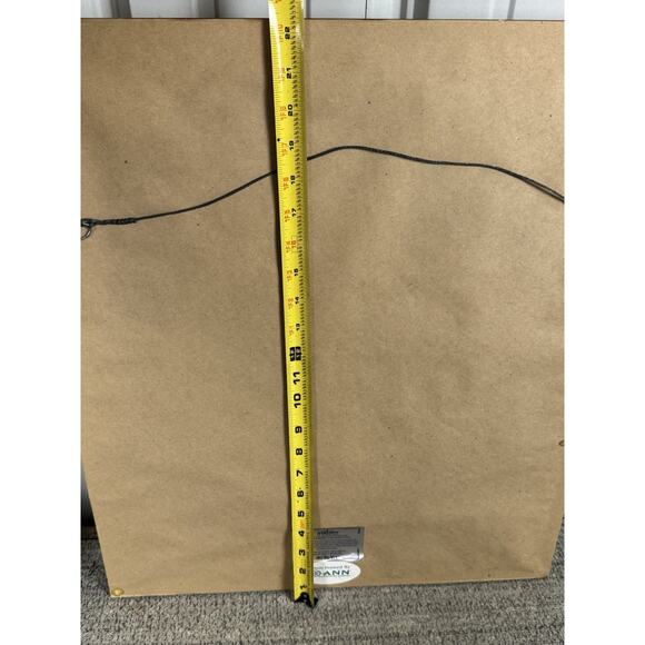 Vintage Little Women Needlepoint W/ Beautiful Frame- Frame App. 22x18 - Picture 10 of 11